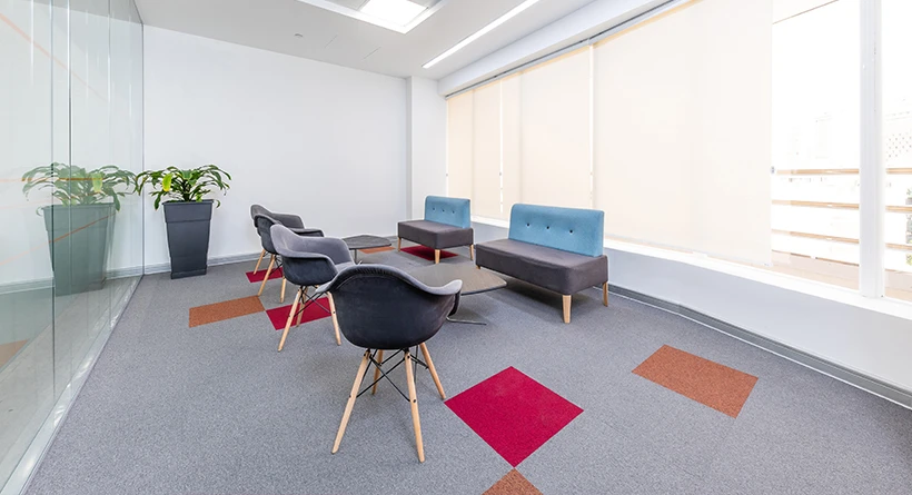 980208-005-820-x-445