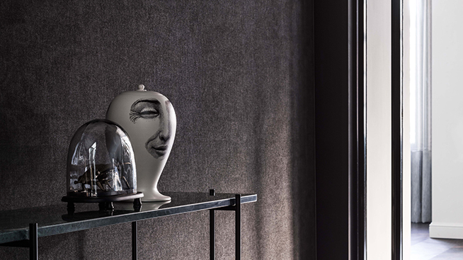 کاغذ دیواری تیره